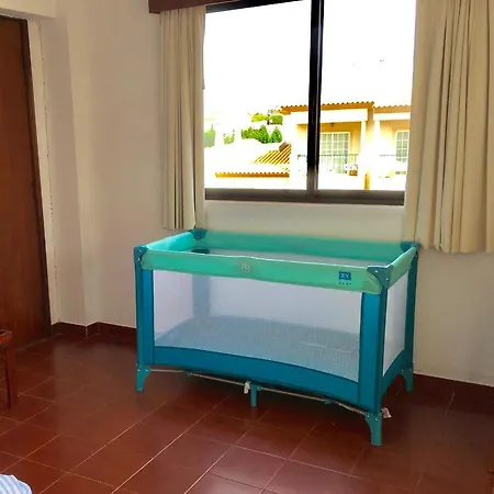 Apartment Olhos Do Mar *